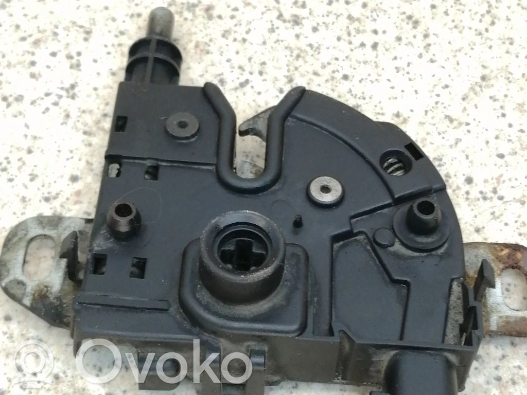 Ford Focus Spyna variklio dangčio 