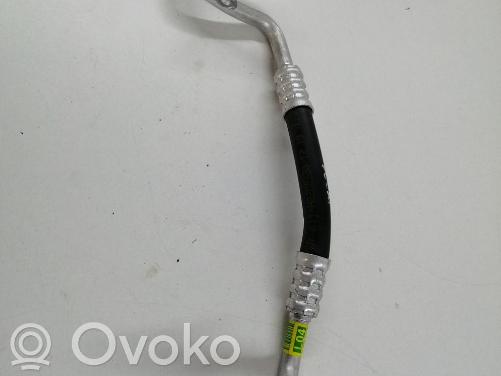 Hyundai Kona I Air conditioning (A/C) pipe/hose 
