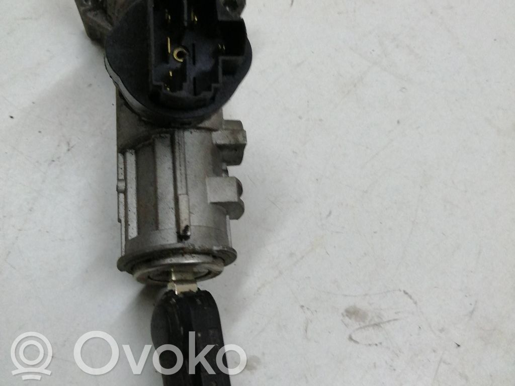 Peugeot Boxer Užvedimo spynelė 