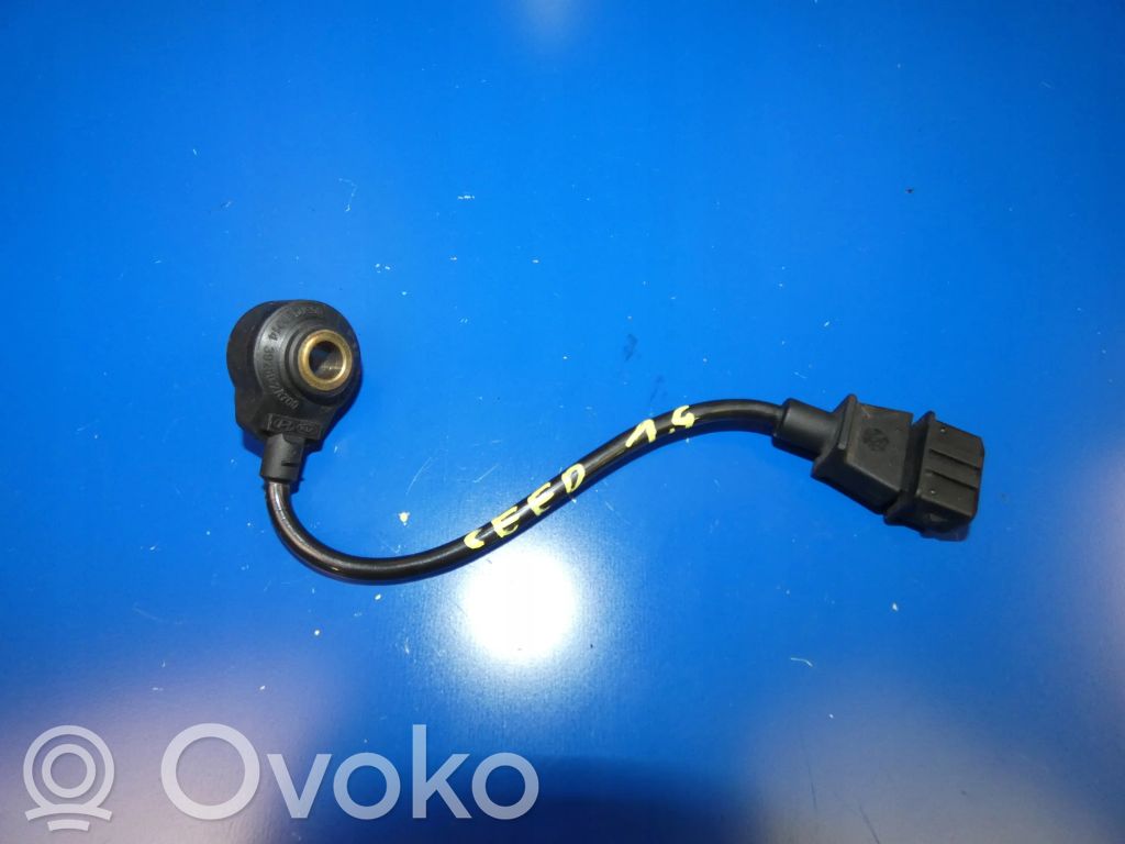 Sensor de petardeo del motor   392502A700