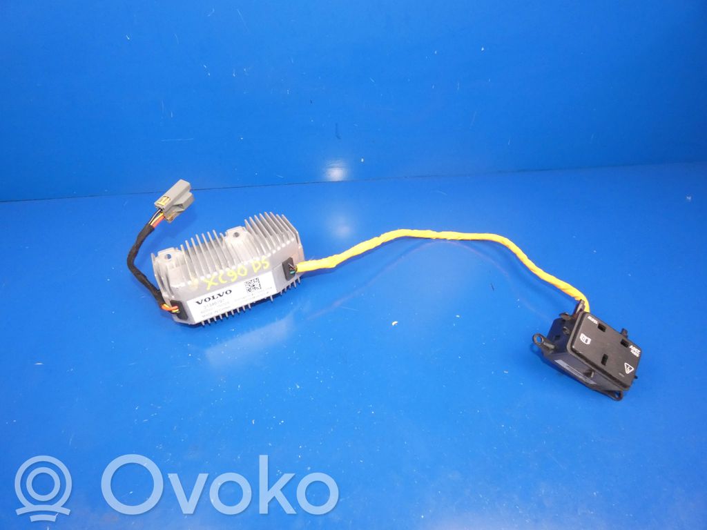 Volvo XC90 Voltage converter inverter 