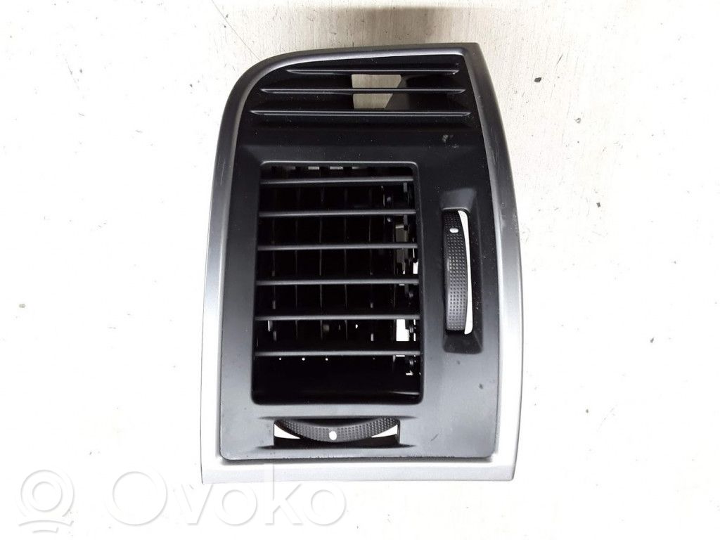 Cadillac BLS Moldura protectora de la rejilla de ventilación lateral del panel 