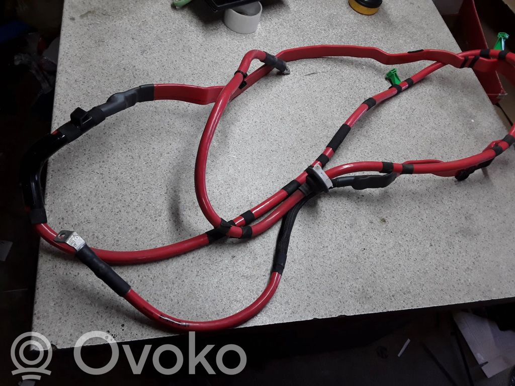 Audi A4 S4 B9 Cable positivo (batería) 
