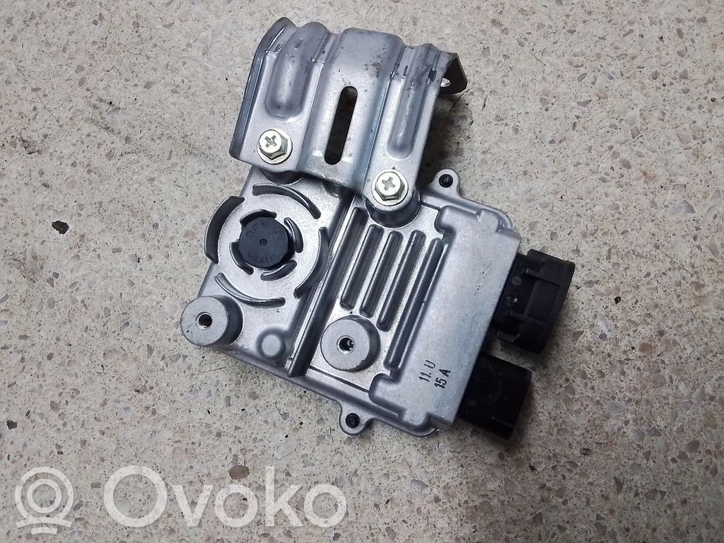 Fuel injection pump control unit/module   8957158010