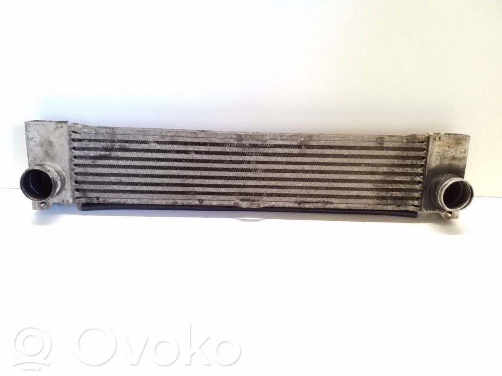 Mercedes-Benz Vito Viano W639 Chłodnica powietrza doładowującego / Intercooler 