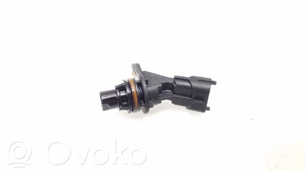 Kampiakselin asentoanturi   CM5112K073BA