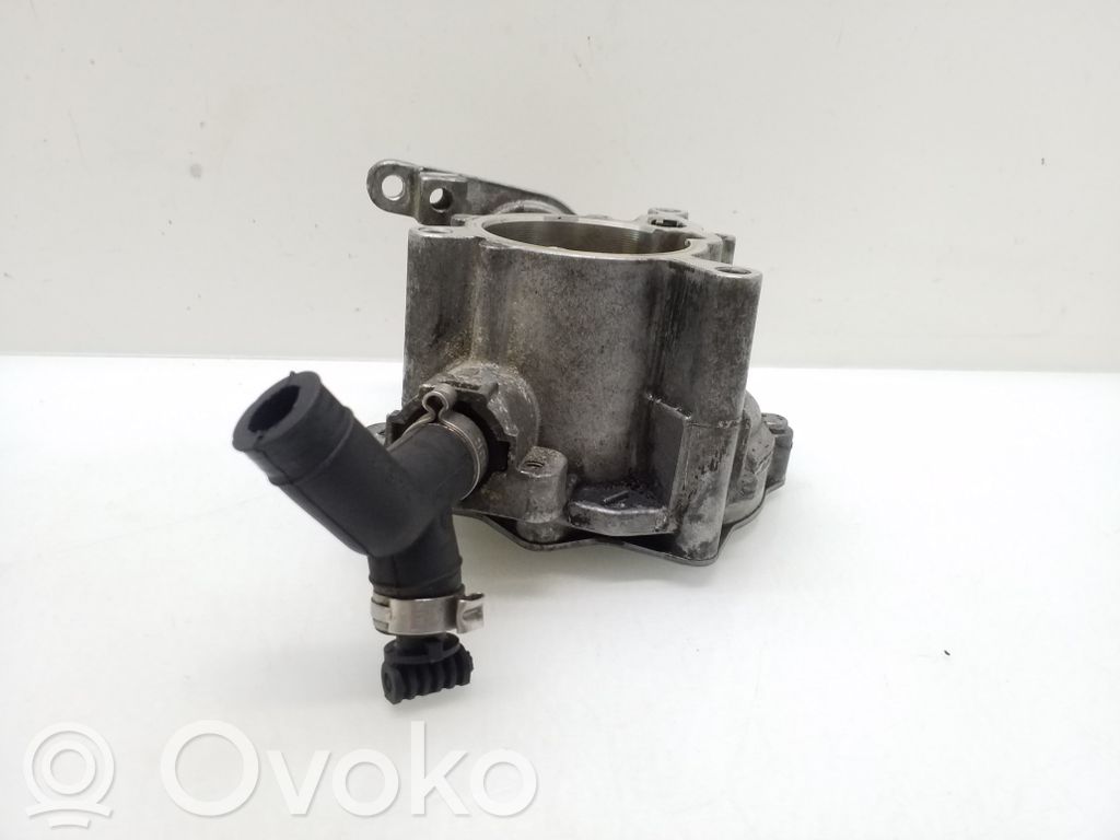 Audi A4 S4 B8 8K Bomba de vacío 