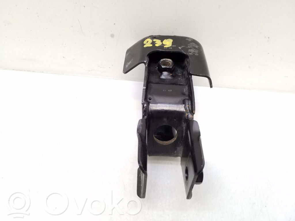 Peugeot Expert Gearbox mounting bracket 