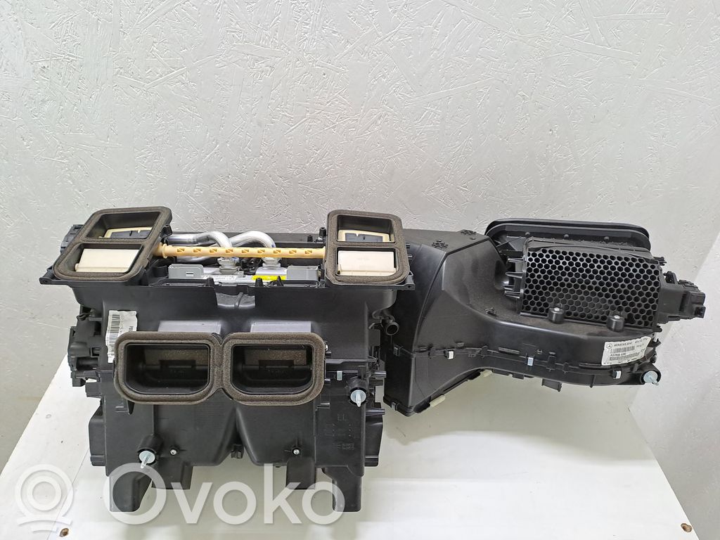 Mercedes-Benz CLS C218 X218 Nagrzewnica / Komplet 