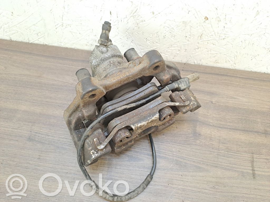 Mercedes-Benz R W251 Aizmugurējais suports 