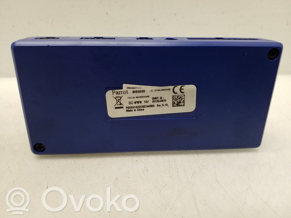 Volkswagen Transporter - Caravelle T5 Bluetooth control unit module 