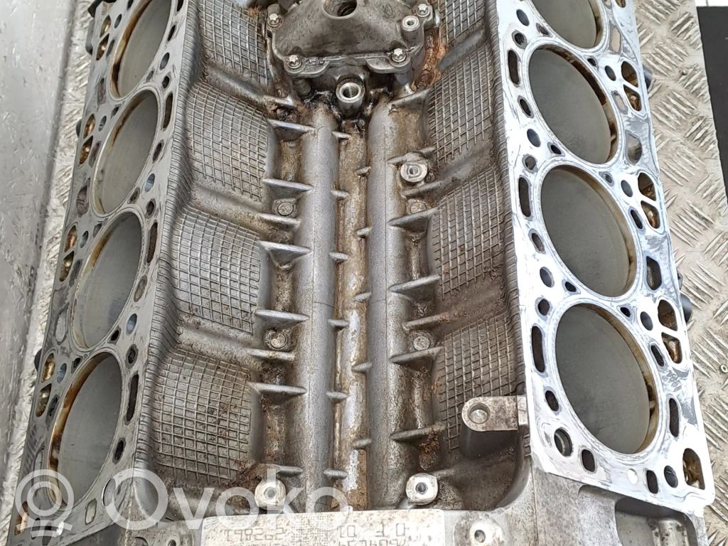 BMW 6 F12 F13 Engine block 
