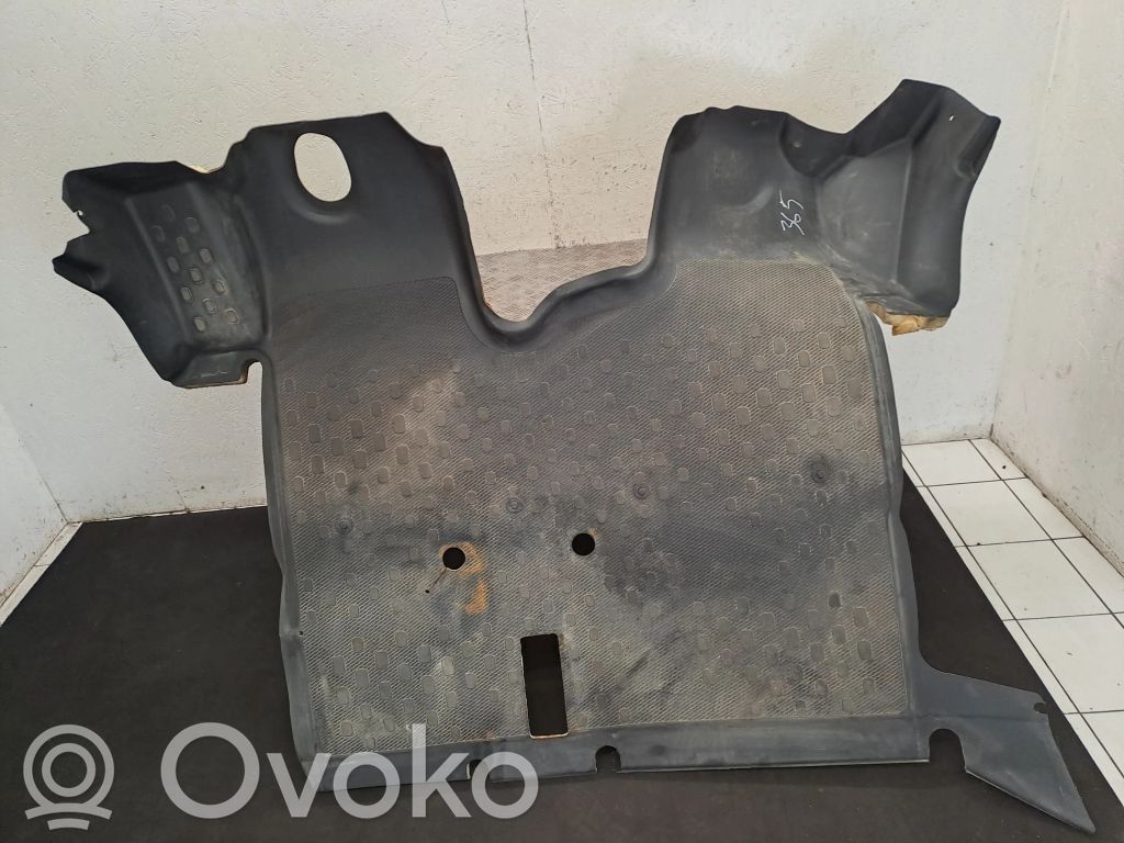 Renault Trafic III (X82) Wykładzina podłogowa przednia 