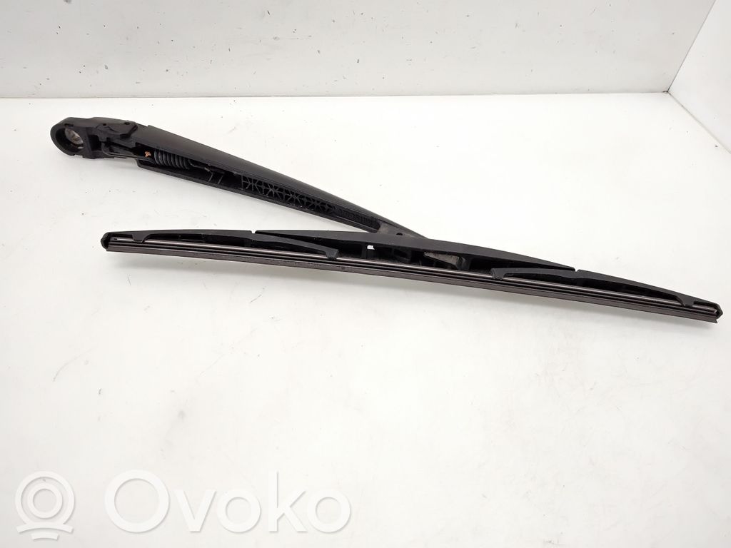 Subaru Forester SH Rear wiper blade arm 