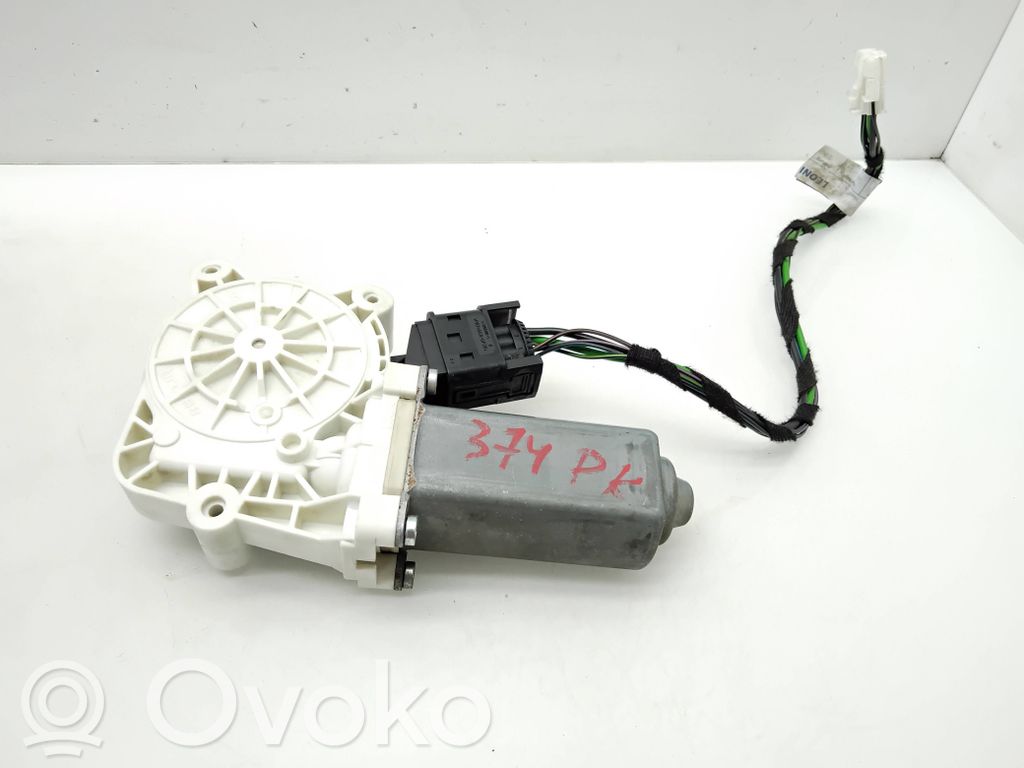 Mercedes-Benz Vito Viano W639 Silnik regulatora szyby drzwi przednich 