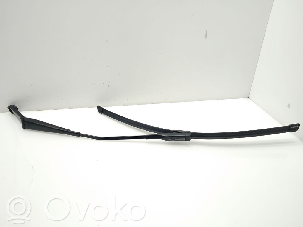 Audi Q3 8U Windshield/front glass wiper blade 