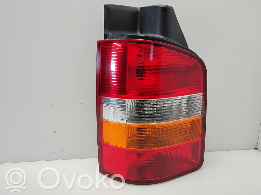 Volkswagen Transporter - Caravelle T5 Lampa tylna 