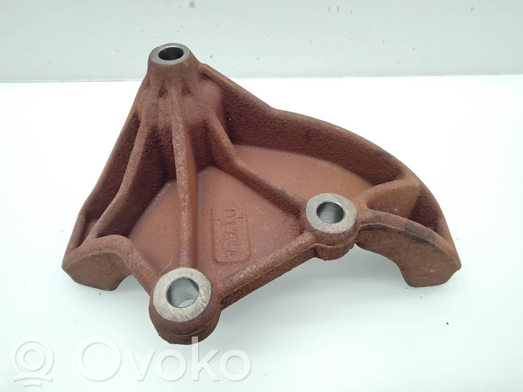 Ford Transit Custom Engine mounting bracket 