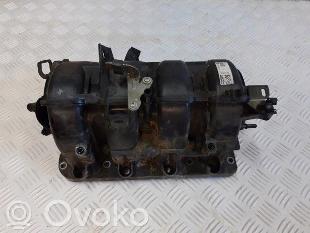 Opel Corsa E Kolektorius įsiurbimo 
