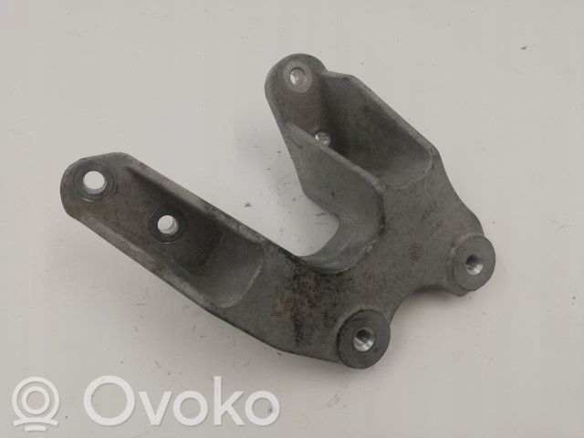 Engine mounting bracket   95174547