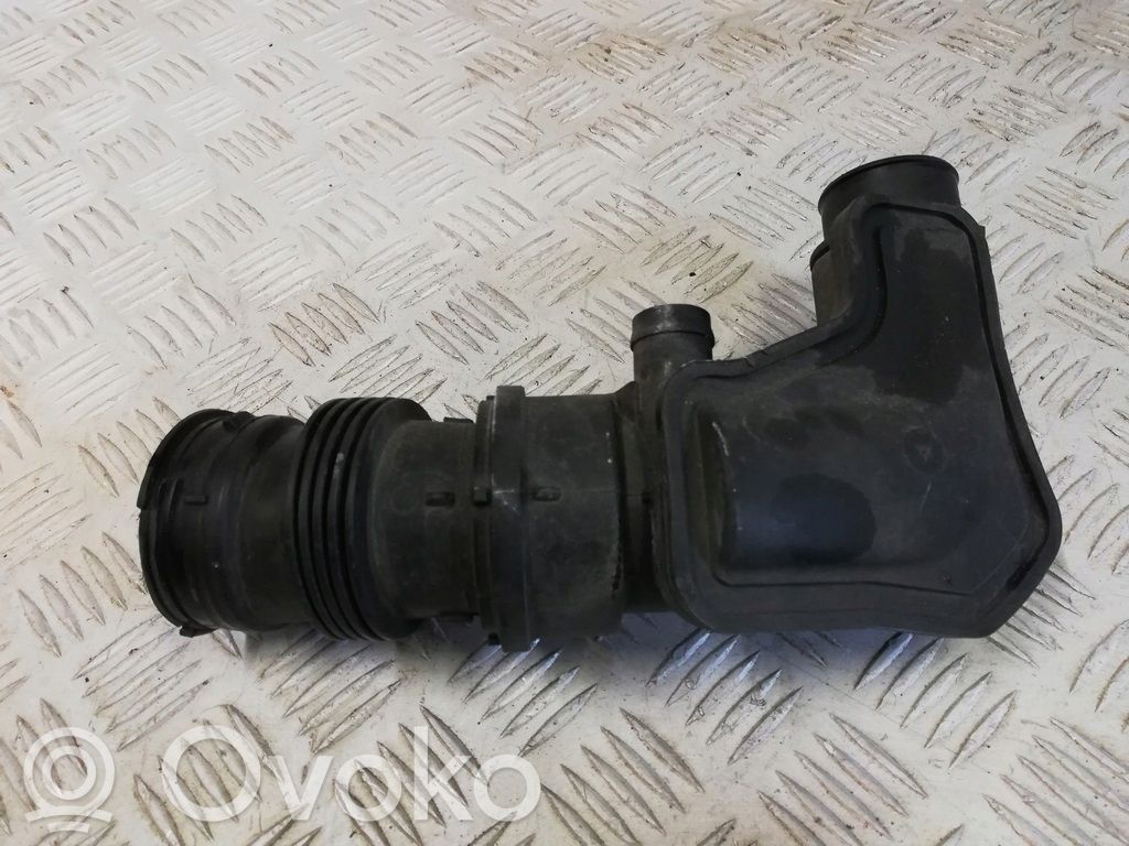 Ford Fiesta Air intake hose/pipe 