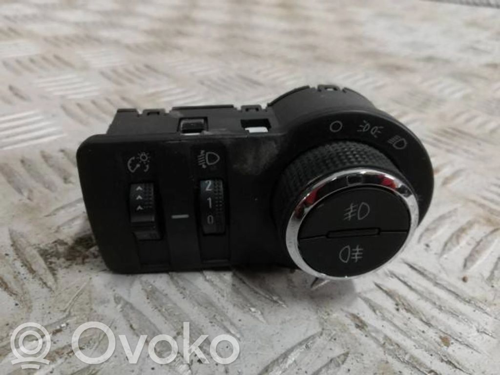 Opel Karl Light switch 