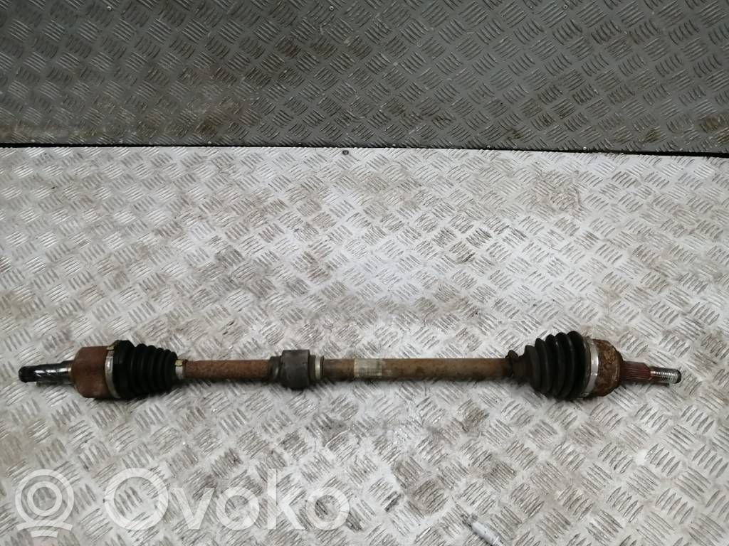 Ford Focus Priekinis pusašis 