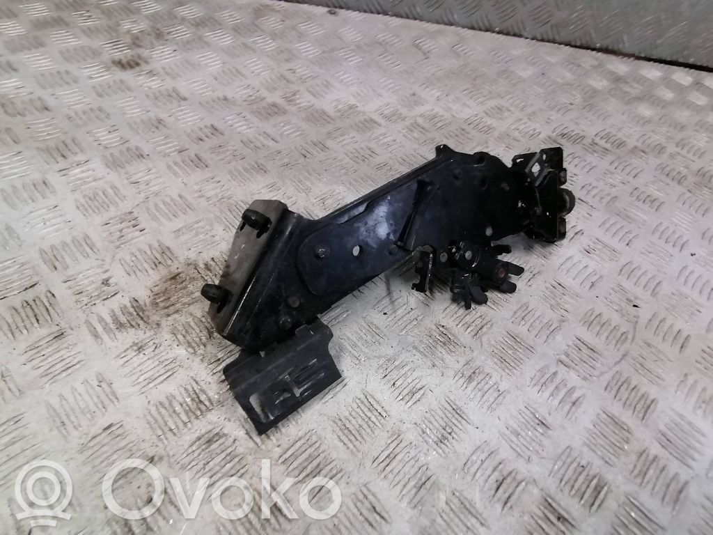 Ford Grand C-MAX Sliding door lower roller guide/hinge 