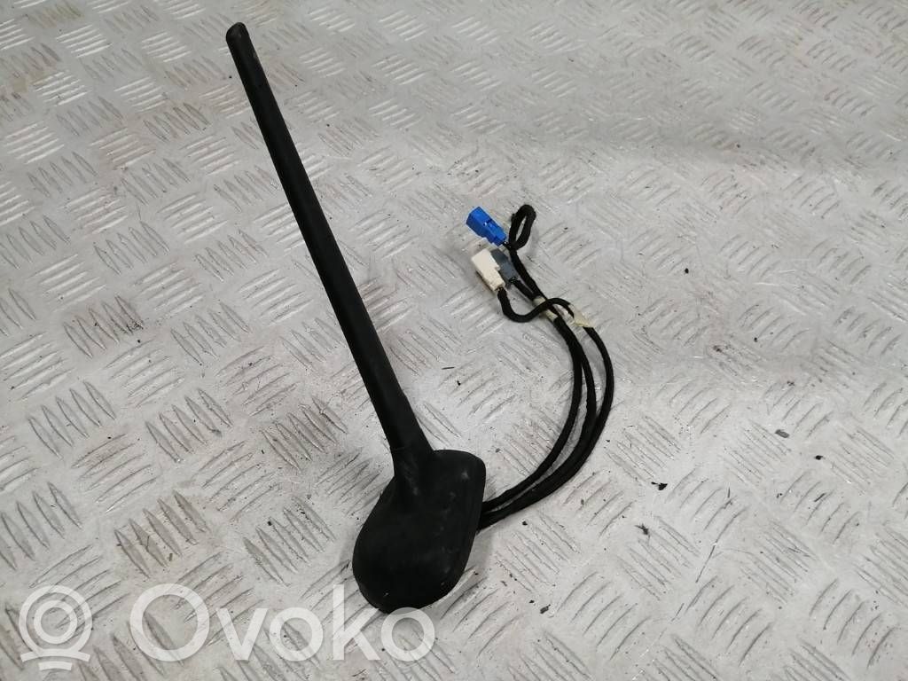 Fiat 500X Radio antenna 