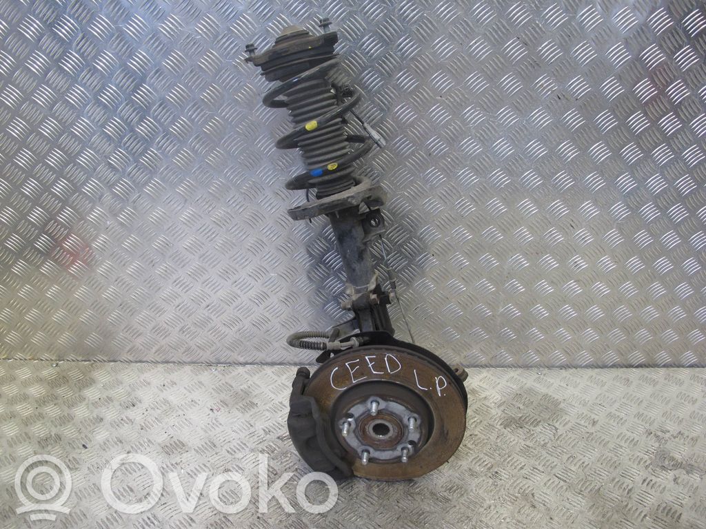 Achsschenkel vorne   54651J7AA0,T19H0622600