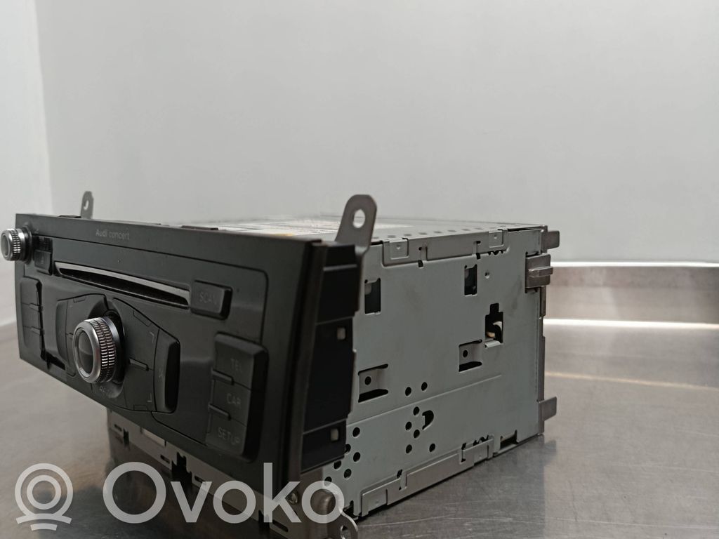 Audi A5 8T 8F Panel / Radioodtwarzacz CD/DVD/GPS 