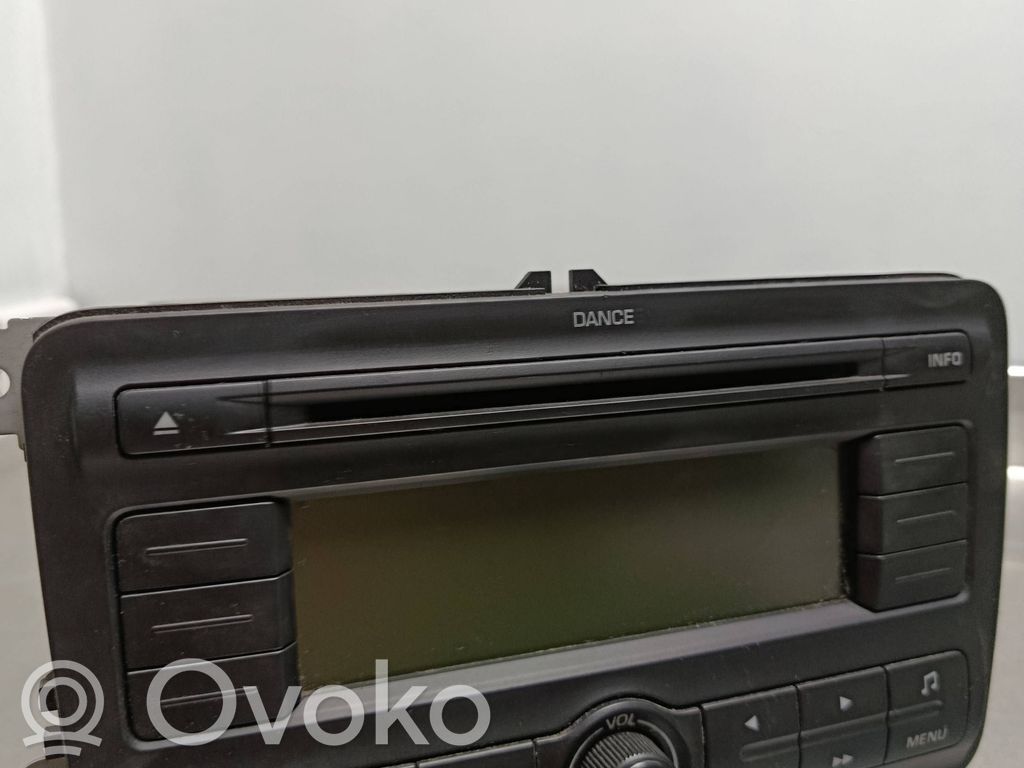 Volkswagen Golf VI Radio / CD-Player / DVD-Player / Navigation 