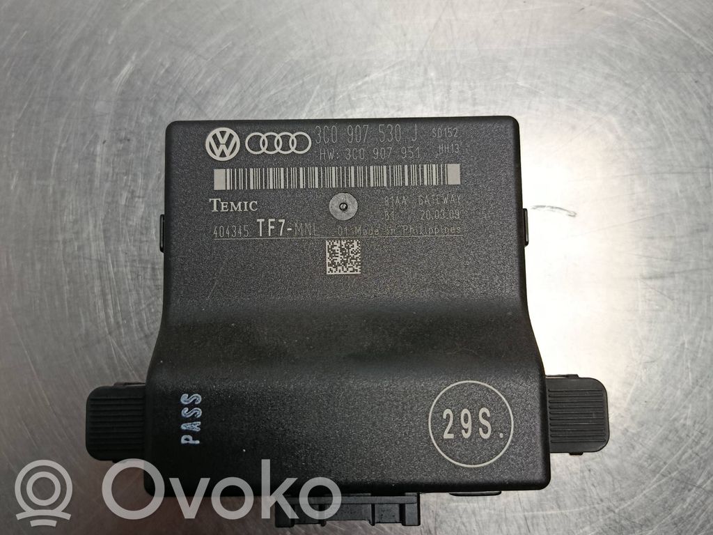 Volkswagen PASSAT B6 Módulo de control Gateway 