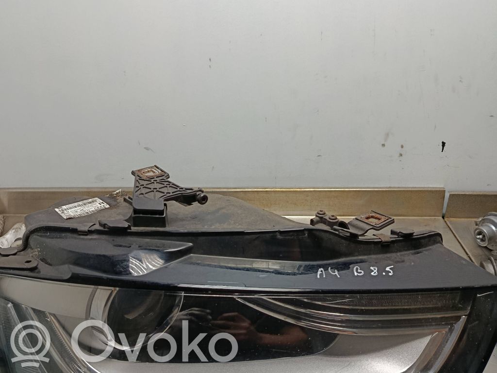 Audi A4 S4 B8 8K Lampa przednia 