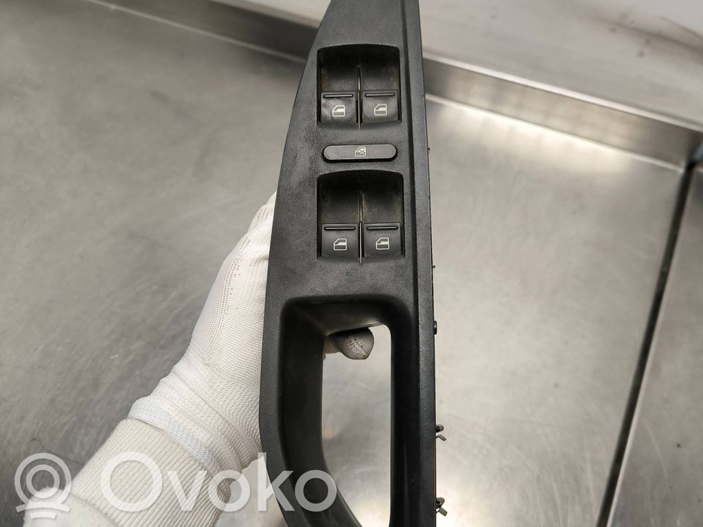 Seat Altea XL Electric window control switch 