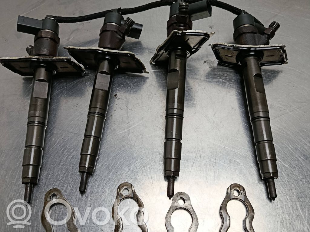 Polttoainesuutinsarja   057130277M