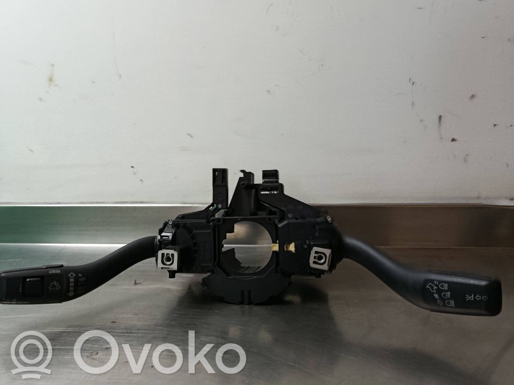 Commodo de clignotant   8P0953513E,10002271,00227191906512