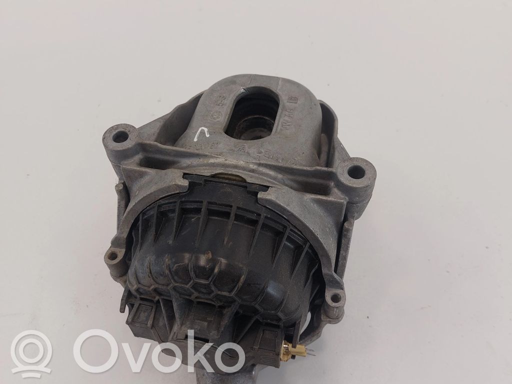 Engine mount bracket   4M0199372