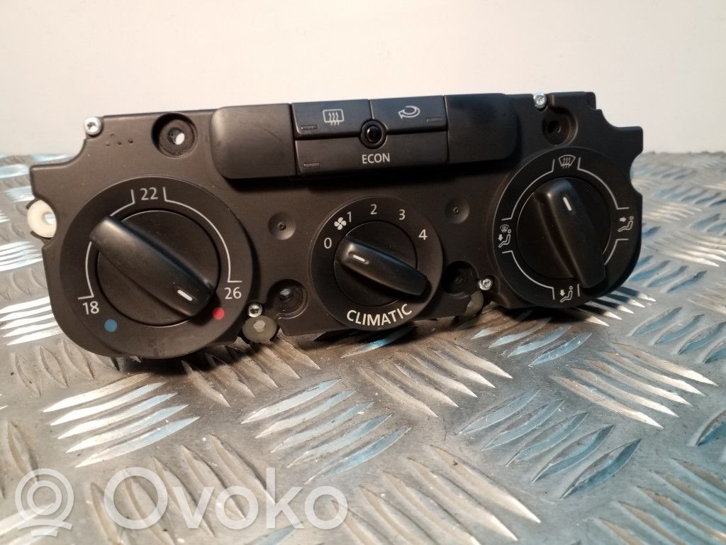 Volkswagen PASSAT B6 Climate control unit 