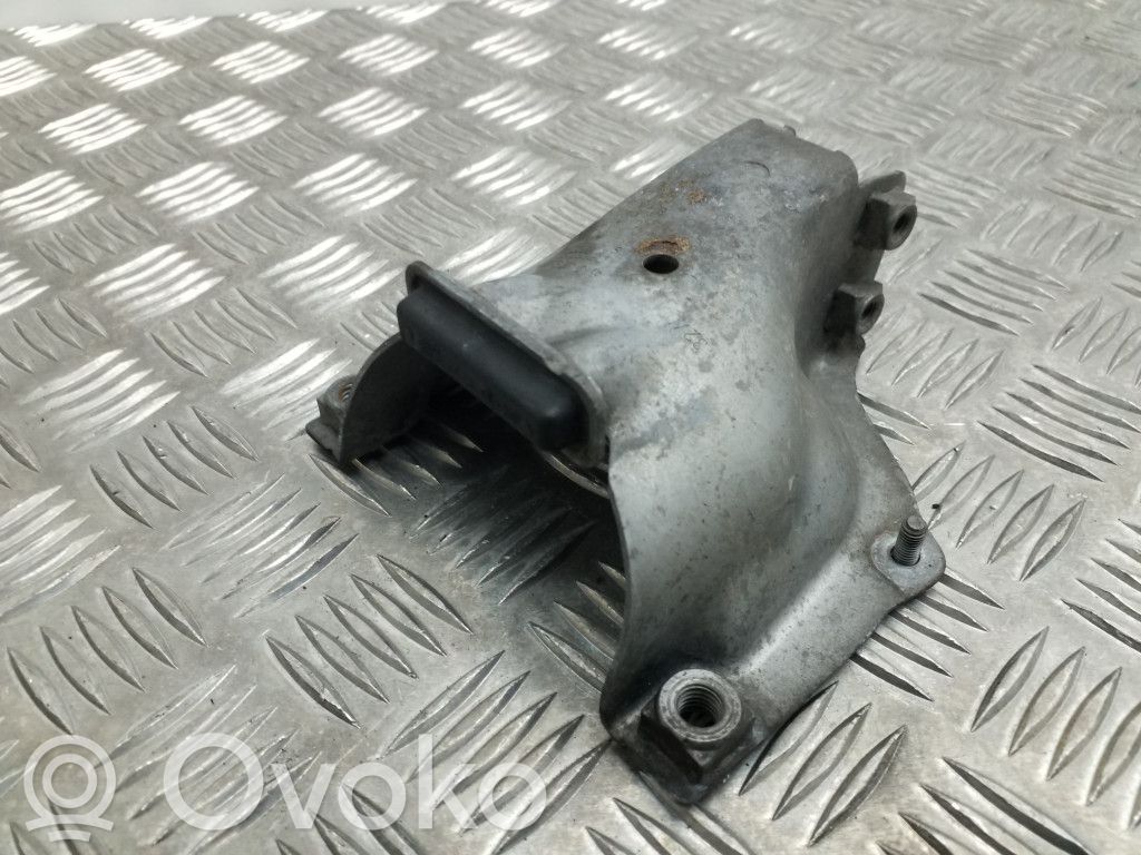 Audi A4 S4 B8 8K Engine mounting bracket 