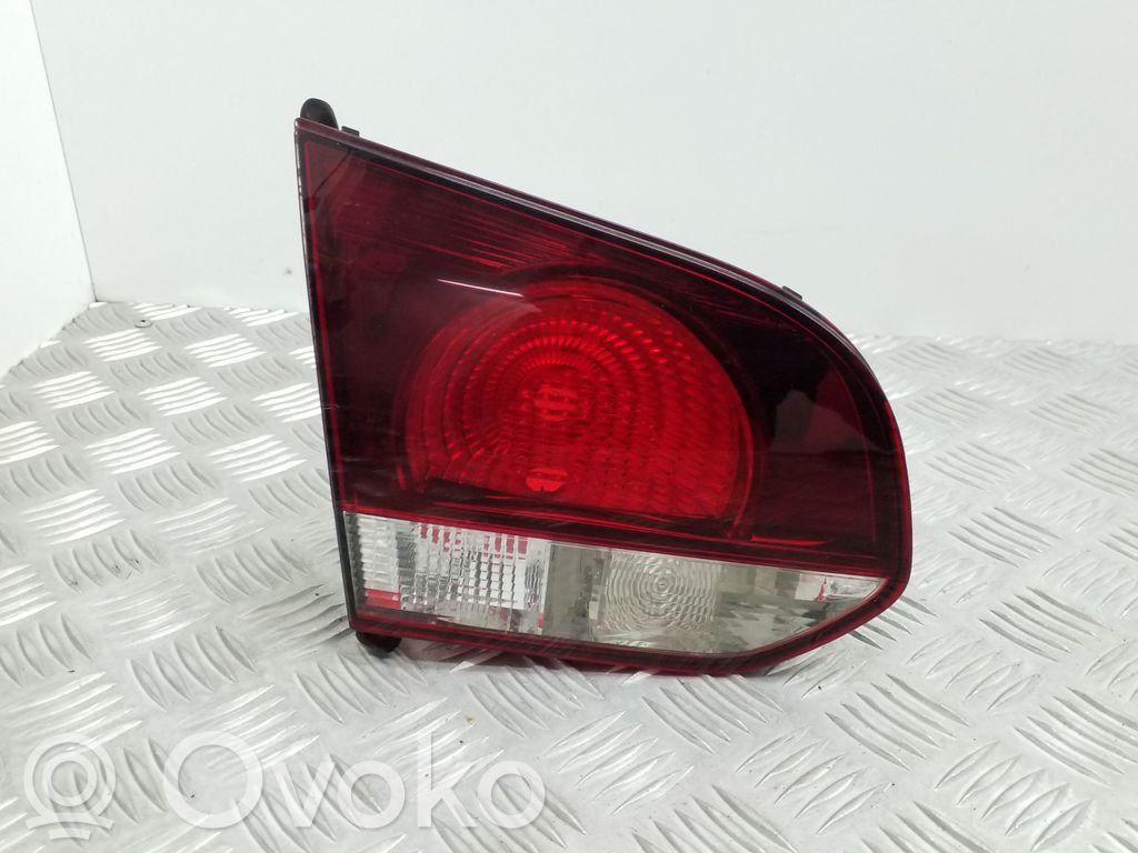 Volkswagen Golf VI Lampy tylnej klapy bagażnika 