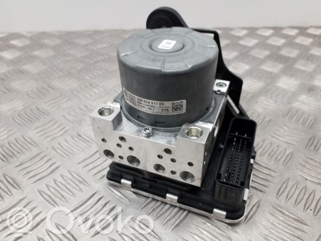 Volkswagen Golf VII ABS Pump 
