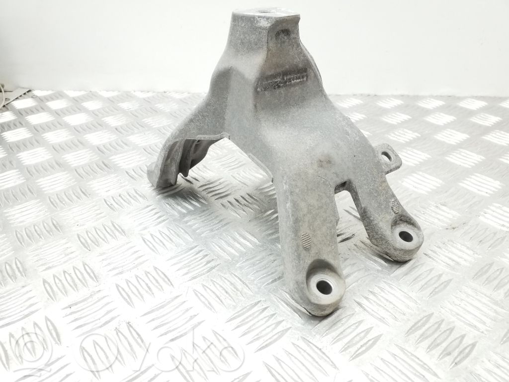 Audi A6 S6 C7 4G Engine mounting bracket 