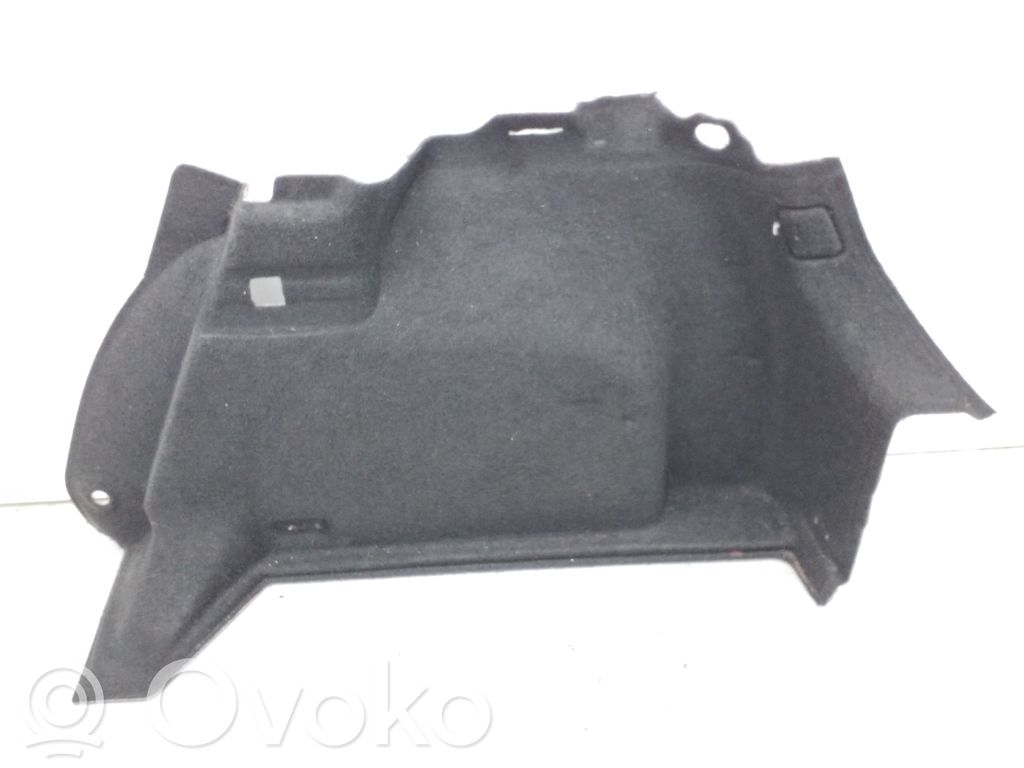 Seat Leon (5F) Tavaratilan sivuverhoilu 