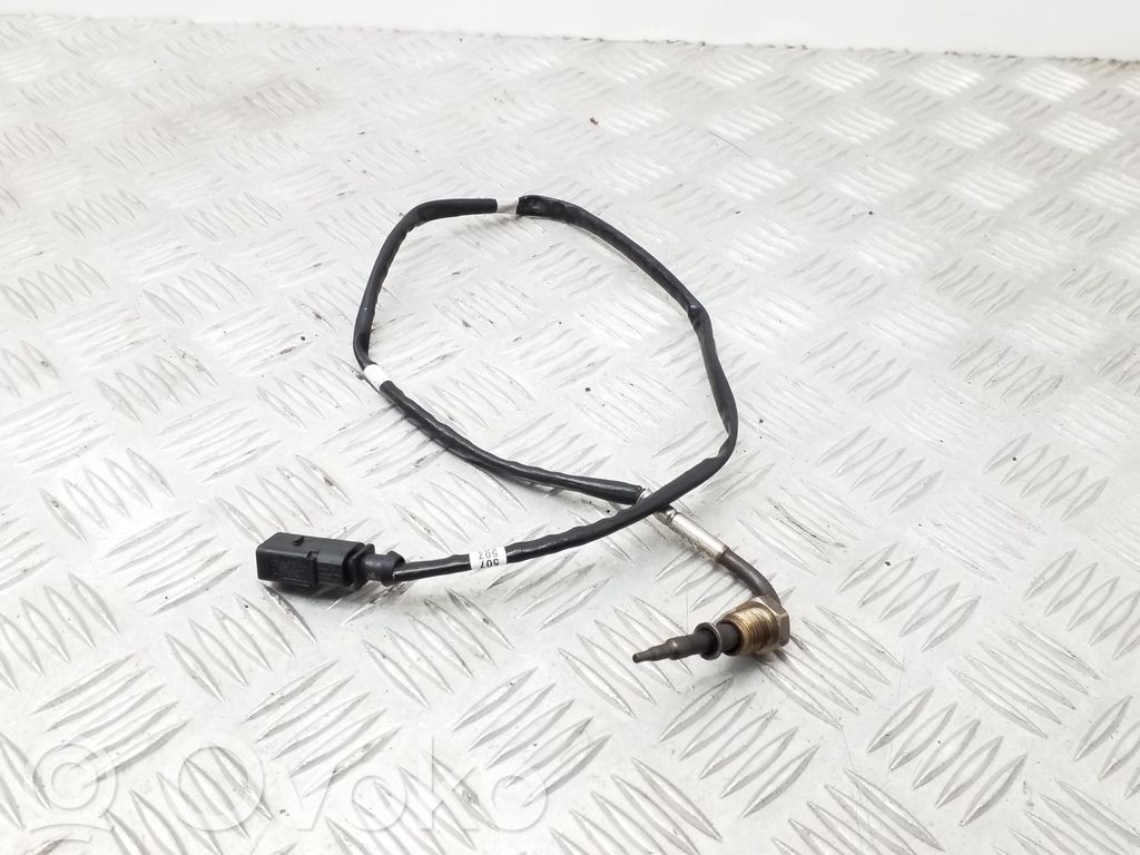 Volkswagen PASSAT B8 Exhaust gas temperature sensor 