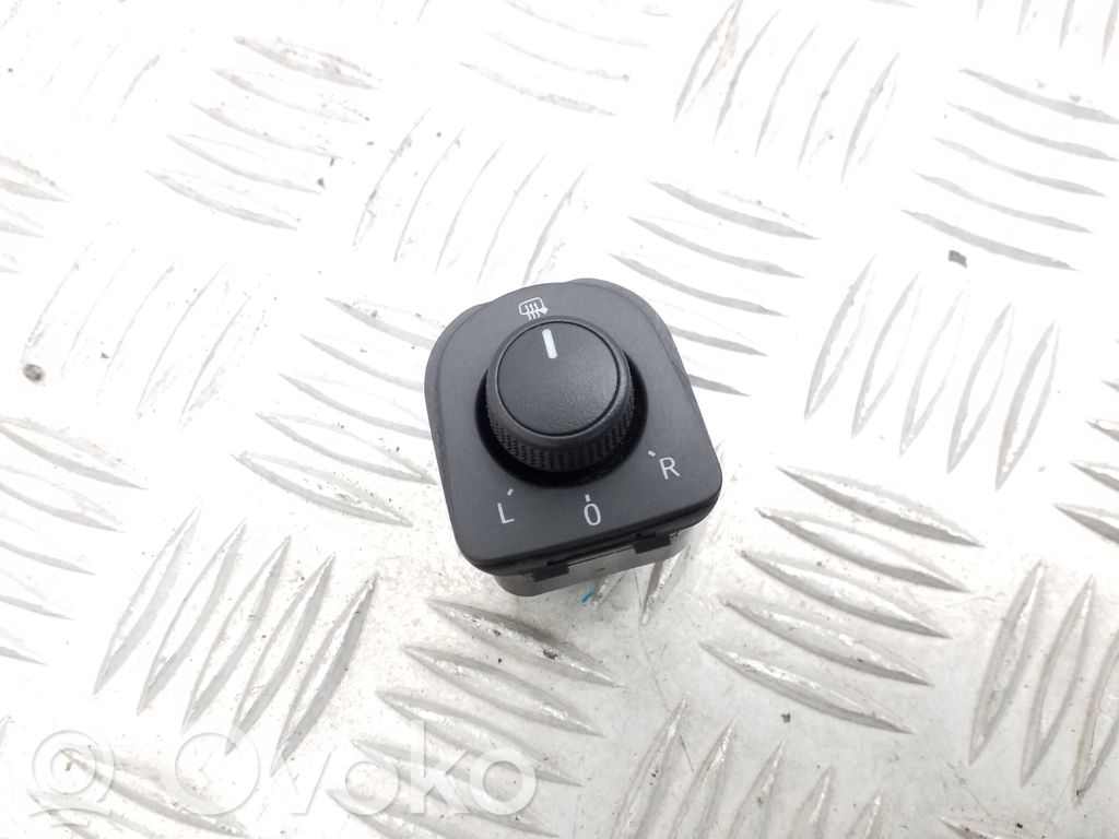 Seat Leon (5F) Wing mirror switch 