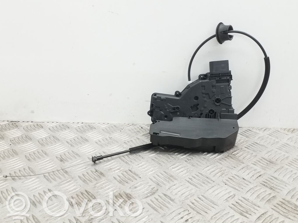 Zamek drzwi bocznych / przesuwnych   7N0839015L