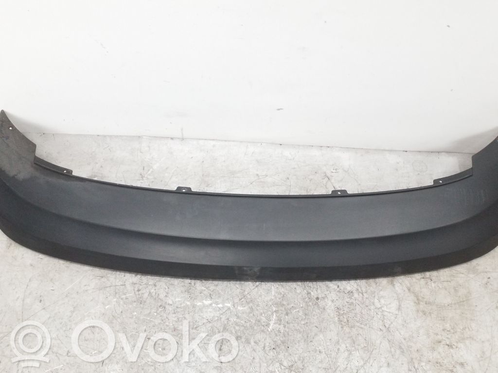 Skoda Rapid (NH) Moldura inferior del parachoques trasero 