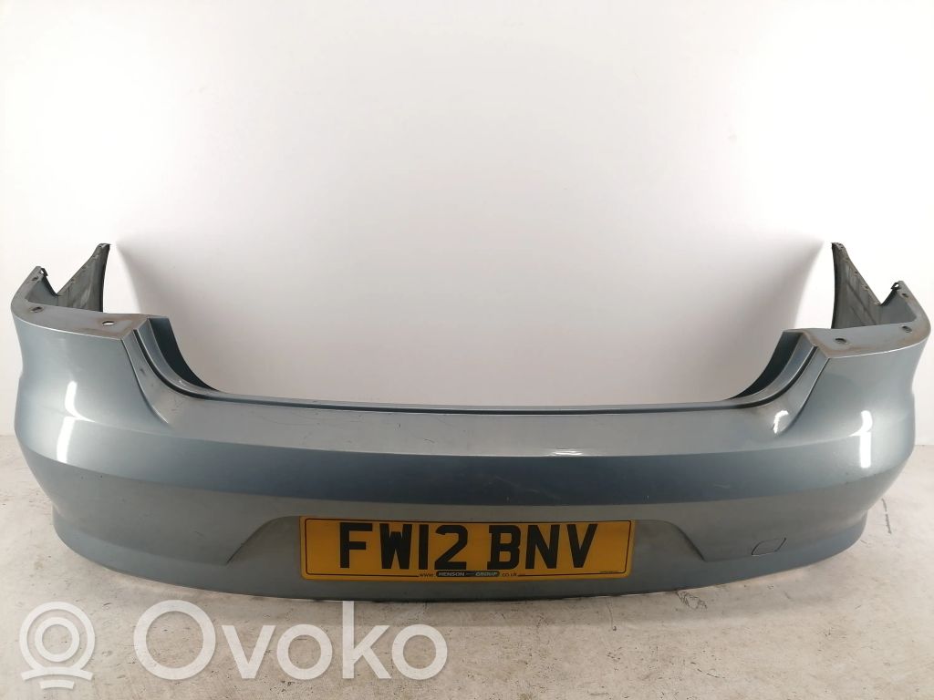 Volkswagen PASSAT B7 Parachoques 