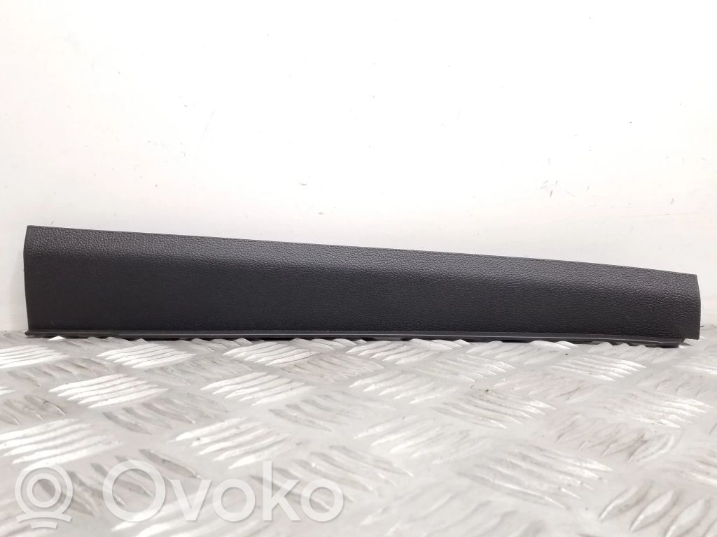 Volkswagen Tiguan Kita salono detalė 